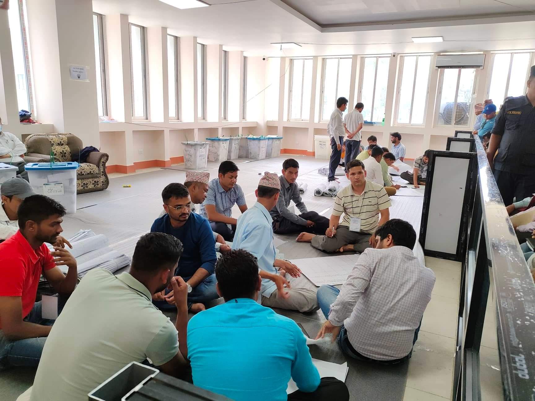 वीरेन्द्रनगरको मेयरमा काँग्रेसको अग्रता कायमै